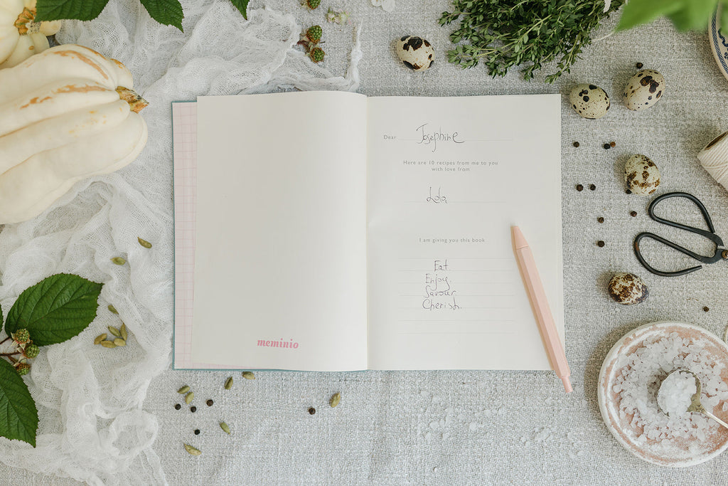 Recipes With Love | a Recipe Journal Journal meminio   