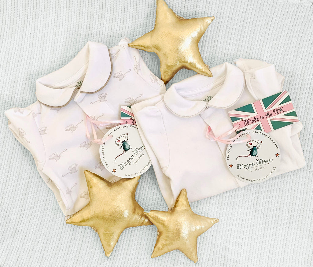 New Baby Set - Unisex Babygrow Magnet Mouse   