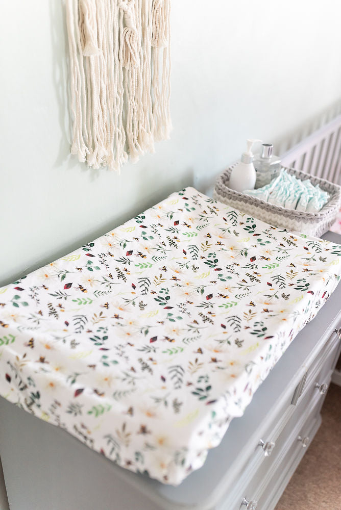 Wild Bee Change Pad Covers/Bassinet Sheets Bedside Crib Sheet / Changing Mat Cover The Gilded Bird   